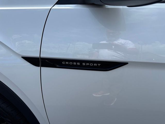 2023 Volkswagen Atlas Cross Sport 3.6L V6 SEL R-Line