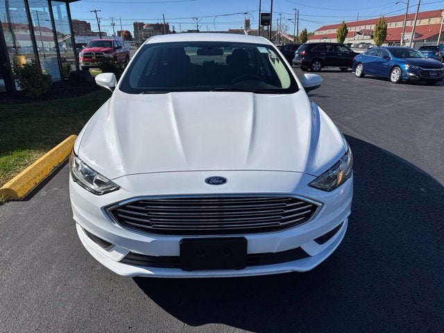 Used 2017 Ford Fusion SE with VIN 3FA6P0H7XHR111180 for sale in Springfield, OH