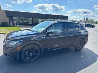 2023 Volkswagen Tiguan 2.0T SE R-Line Black
