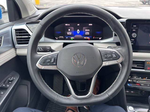 2025 Volkswagen Taos 1.5T SE