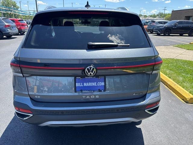 2025 Volkswagen Taos 1.5T SE