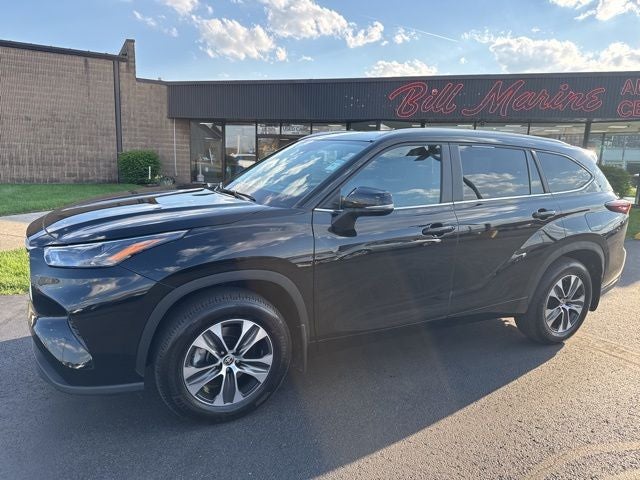 2025 Toyota Highlander XLE